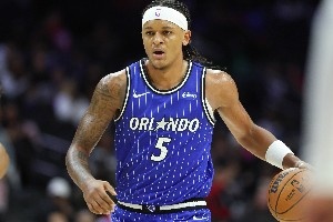 9星連珠定義中堅力量！22屆提前續(xù)約總額破12億 2人頂格5年2.87億