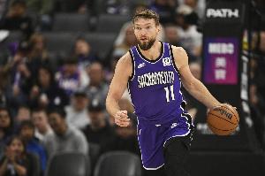 Haynes：小薩遭遇腿筋輕微拉傷 將缺席明天對陣湖人的季前賽