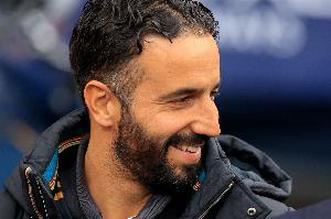 將迎雙紅會(huì)！郵報(bào)：B費(fèi)、卡塞米羅、庫尼亞和迪亞洛缺席曼聯(lián)合練