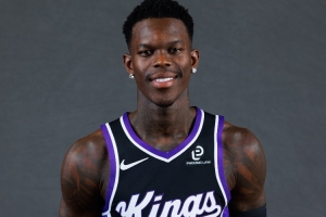 正牌首發(fā)！施羅德17中10得25分3板2助1斷 罰球4中4