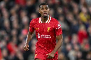 斯洛特：換下赫拉芬貝赫是因?yàn)樗四_踝，他的確有傷病隱憂