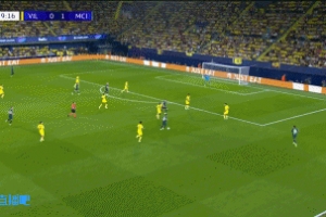 薩維尼奧傳中，B席頭球轟門得手，曼城2-0領先黃潛