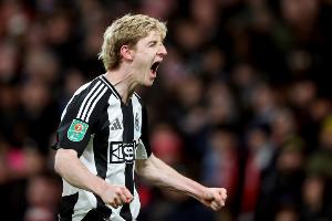 穆帥賽后對(duì)我說(shuō)你太厲害了！戈登：這是極大的贊美，讓我倍感榮幸