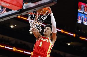 本賽季要起飛！杰倫-約翰遜揭幕戰(zhàn)第一節(jié)12分 平生涯單節(jié)得分最高