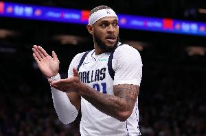 右腳踝扭傷！基德：明天主場迎戰(zhàn)奇才 加福德出戰(zhàn)成疑