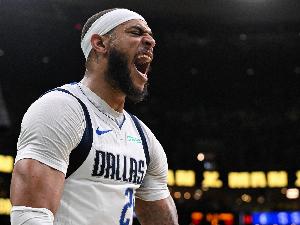 右腳踝扭傷！加福德今天將繼續(xù)缺陣對(duì)陣奇才比賽！