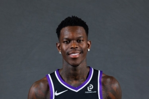 表現(xiàn)全面！施羅德13中8貢獻(xiàn)24分5板7助2斷 三分5中3