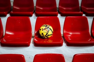 西甲官方發(fā)布25/26賽季冬季用球，靈感源自賽車運(yùn)動