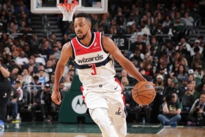 差勁！麥科勒姆9投僅2中拿到5分 三分6中1