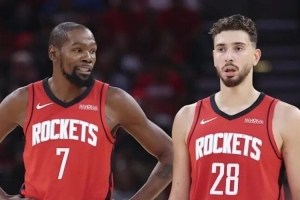 萊納德與揚(yáng)尼斯的最后一投；阿門vs弗拉格；約基奇vs小薩