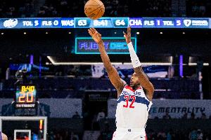 奇才官方：米德?tīng)栴D左肘挫傷 將缺席今日對(duì)陣尼克斯比賽！