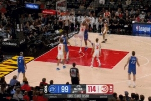 奮力反擊！班凱羅強攻波津再造殺傷兩罰都有 魔術(shù)轟出14-1攻擊波