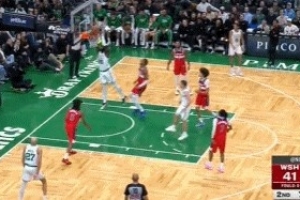 太快了！科塔順下空接暴扣 凱爾特人一波16-4反超奇才