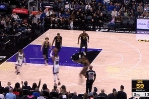 可不敢放！威少接球三分再中&個人目前三分球4中3