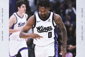 貢獻(xiàn)21分！國王官方贏球海報封面人物——蒙克