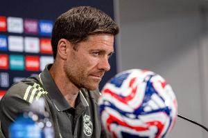 畢巴名宿：阿隆索沒延續(xù)世俱杯時的532陣型 他更重視結(jié)果而非風(fēng)格