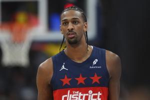 沒手感！薩爾半場5投僅1中拿到3分4助另有2斷2帽