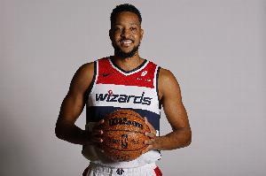 今夕是何年？麥科勒姆半場12中8&罰球6中5 轟下23分4板2助1斷