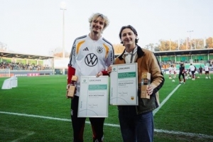 德國(guó)足協(xié)官方：沃爾特馬德獲得公平競(jìng)賽獎(jiǎng)，德國(guó)杯奪冠后安慰對(duì)手