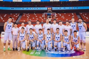 付豪：很榮幸能分別代表解放軍、吉林、遼寧參加全運會的比賽