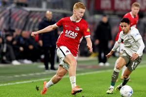 記者：紐卡、皇馬、巴薩、拜仁有意阿爾克馬爾19歲中場斯米特