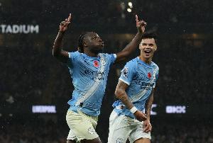 多庫上半場(chǎng)創(chuàng)造4次機(jī)會(huì)，其他曼城隊(duì)友共3次、紐卡全隊(duì)也僅3次