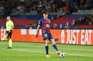 馬?。赫驹谥Z坎普球場(chǎng)真的很激動(dòng) 我在左中衛(wèi)位置上感覺很舒服