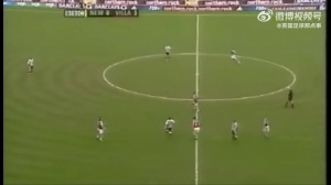 其他都是小場面...20年前紐卡鮑耶和代爾場上大打出手 兩人被罰下