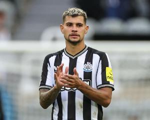 吉馬良斯：紐卡在比賽末段再次丟球，這種情況是不可接受的