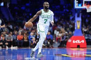 8助攻！杰倫·布朗：我看了大量錄像研究如何讓隊友更多參與進攻