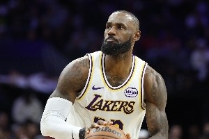 現(xiàn)役末節(jié)10+次數(shù)？詹姆斯391次比第2多180次 KD屈居第3&庫里僅第6