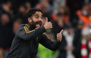 曼聯(lián)連續(xù)5場英超客場比賽不敗，是目前保持最長客場不敗戰(zhàn)績球隊(duì)