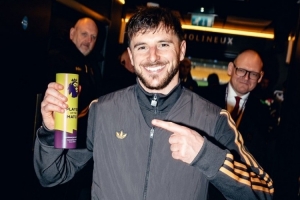 斬獲進(jìn)球！芒特當(dāng)選曼聯(lián)vs狼隊(duì)英超官方全場最佳球員