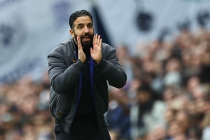 阿莫林：對下半場表現(xiàn)感到滿意 芒特知道有時(shí)需要從替補(bǔ)席開始