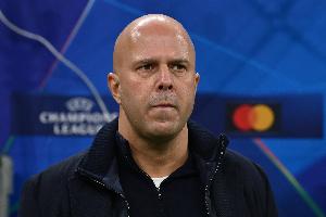 斯洛特談薩拉赫：每個(gè)人都會(huì)犯錯(cuò)，關(guān)鍵是球員是否意識(shí)到自己錯(cuò)誤