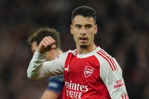 馬丁內(nèi)利：熱蘇斯是世界最佳前鋒之一，他的回歸能給球隊很多幫助