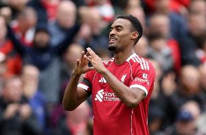 赫拉芬貝赫生涯2次歐冠單場(chǎng)5次攔截，均是客場(chǎng)對(duì)陣米蘭城球隊(duì)