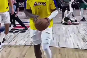 梅西保鏢凌空抽射破門！這慶祝動作也太夸張了??