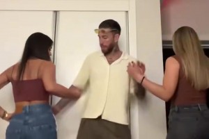 保持狀態(tài)的秘訣！C羅賽前熱身，腿部肌肉的線條清晰可見