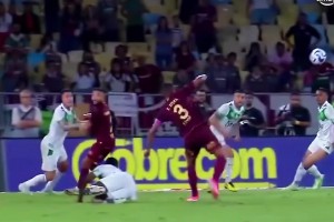 高難度動作！41歲弟媳凌空側(cè)鉤絕殺救主??