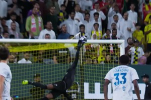 法拉利老了也還是法拉利！慢鏡頭欣賞C羅精彩世界波