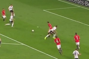 前場僚機(jī)！穆勒：不如這球我和克羅斯一人加一個助攻吧！