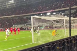 國安是冠軍！場邊感受國安打進鎖定勝局的一球