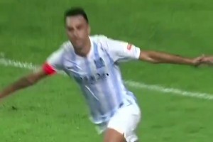 妙筆生花！重溫扎哈維插花腳進球絕殺