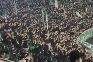 火藥味十足??！實拍：國安球迷看臺高喊“建業(yè)是XX”